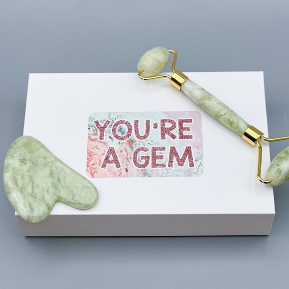 Jade Crystal Face Roller Facial Massager for Face, Eyes & Neck w Travel Pouch - Picture 3 of 8